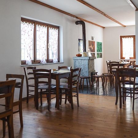 بيت شباب Rifugio Parpinasca Trontano المظهر الخارجي الصورة